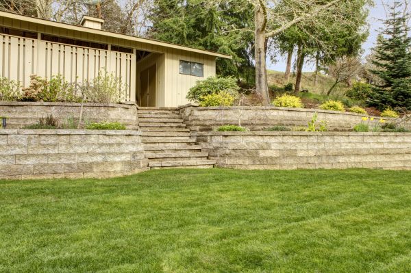 Retaining Wall Construction in Largo