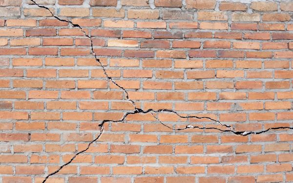 Cracked Brick Repair in Largo
